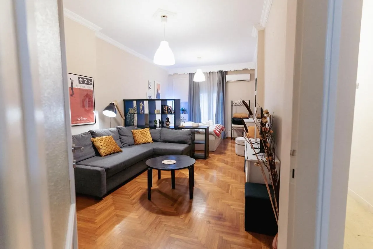 Charming 85Sqm Apartment With Panoramic City-Views 塞萨洛尼基